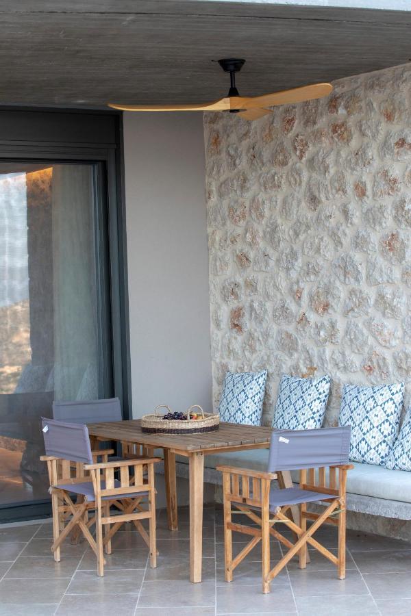 Blooms Of Sivota Bay - Luxury Villas With Private Heated Pool Eksteriør billede