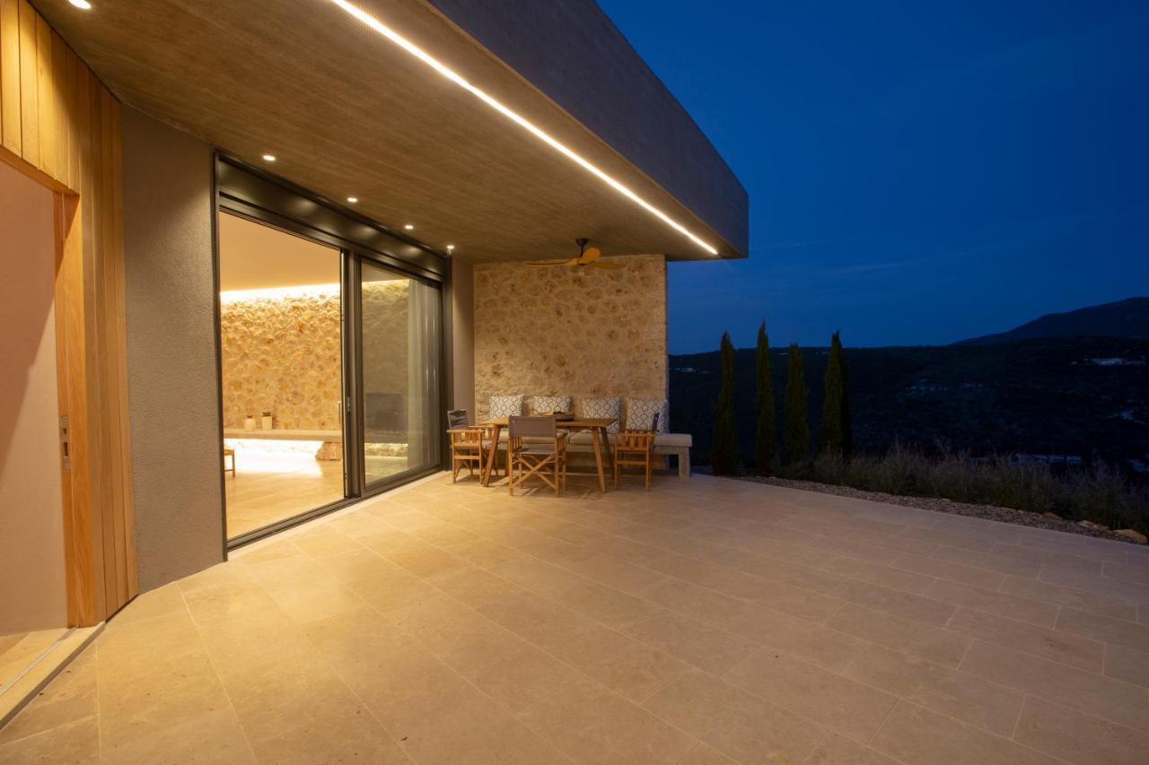 Blooms Of Sivota Bay - Luxury Villas With Private Heated Pool Eksteriør billede